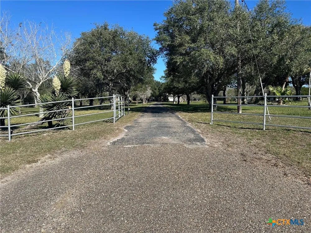 137 Fm 774 Refugio, TX 78377