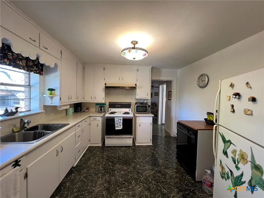 137 Fm 774 Refugio, TX 78377