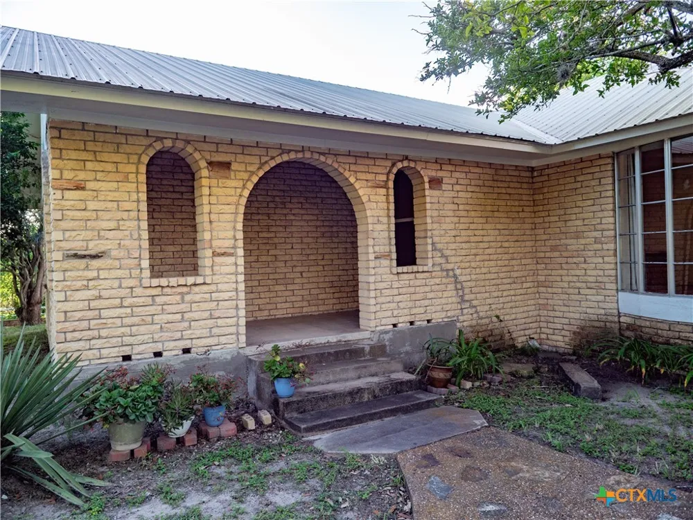 137 Fm 774 Refugio, TX 78377