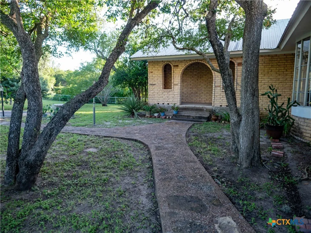 137 Fm 774 Refugio, TX 78377