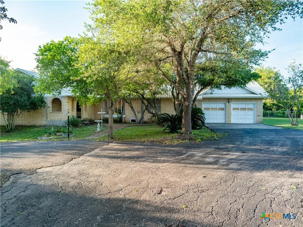 137 Fm 774 Refugio, TX 78377
