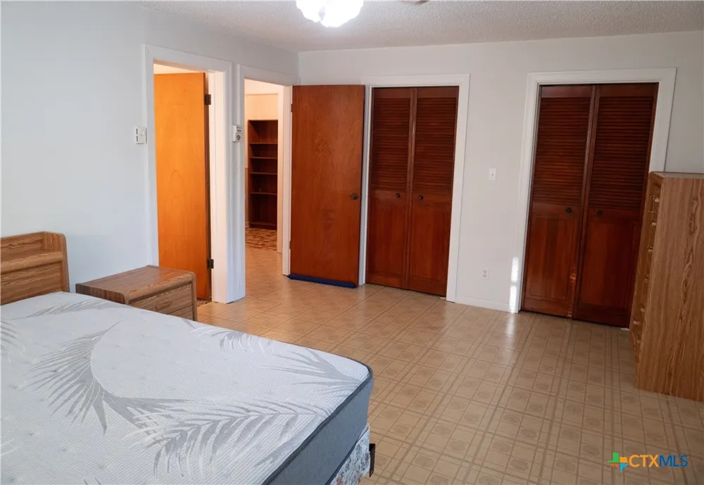 137 Fm 774 Refugio, TX 78377