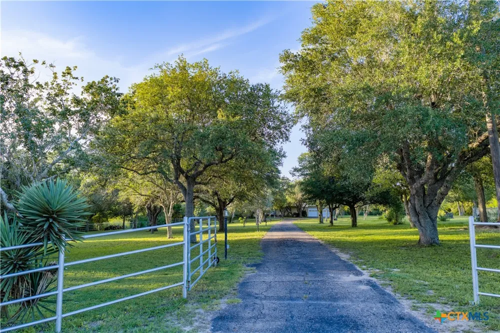 137 Fm 774 Refugio, TX 78377