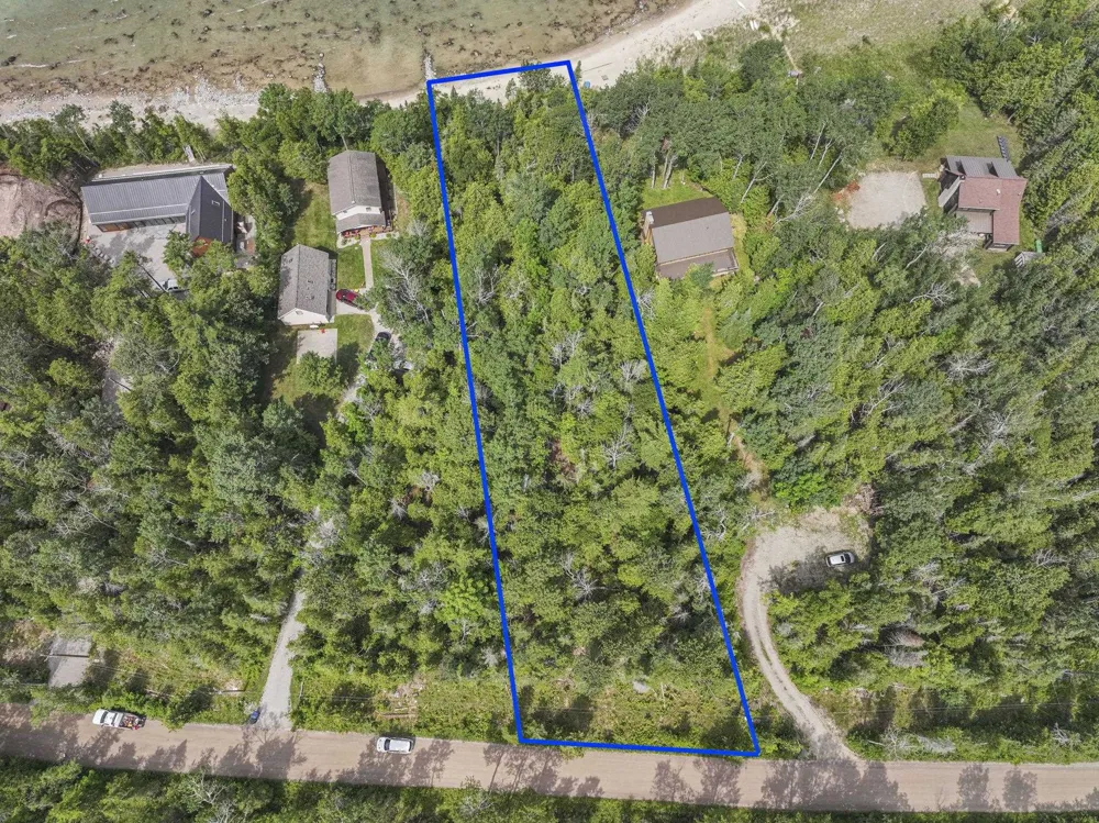 14935 Cathead Bay Drive Leelanau Township, MI 49670