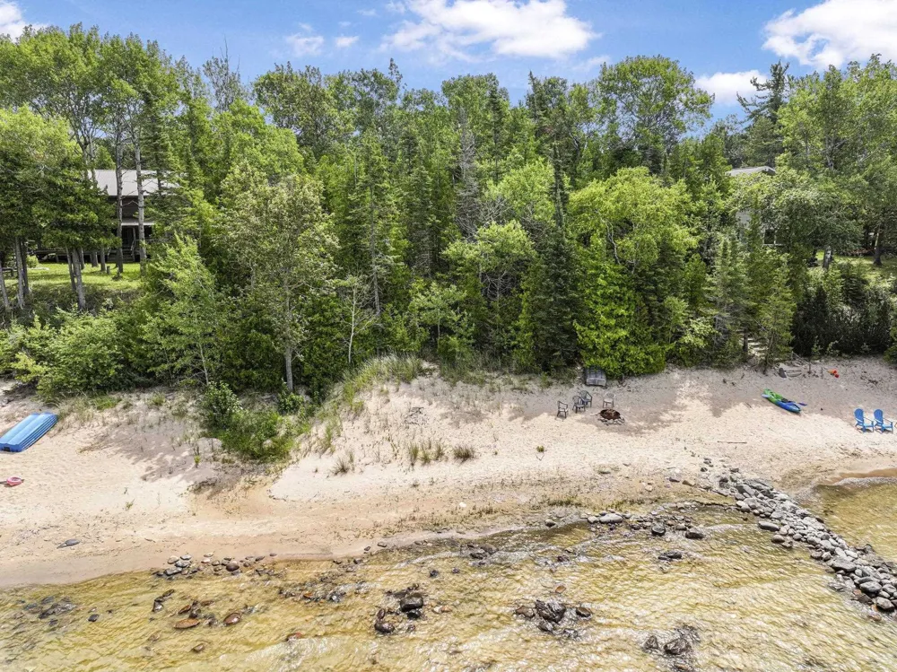 14935 Cathead Bay Drive Leelanau Township, MI 49670