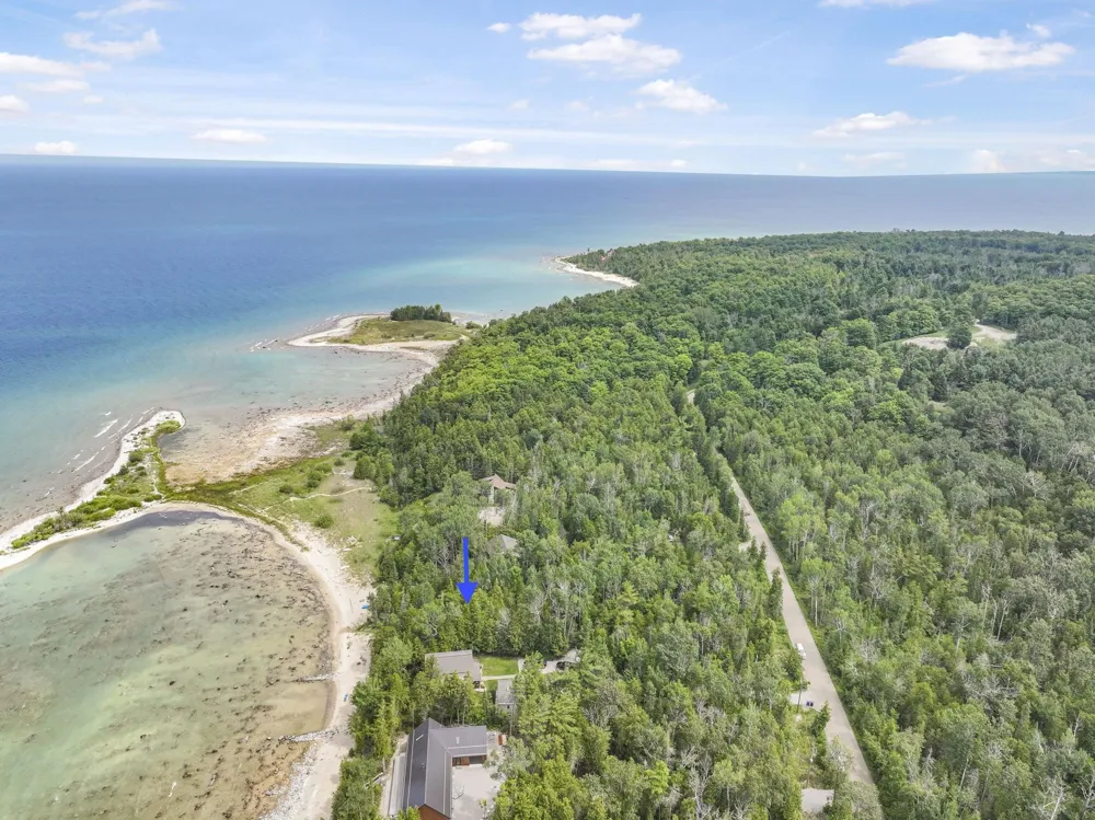 14935 Cathead Bay Drive Leelanau Township, MI 49670