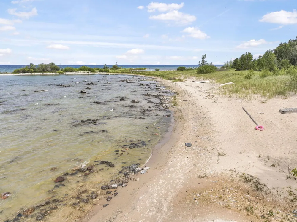14935 Cathead Bay Drive Leelanau Township, MI 49670