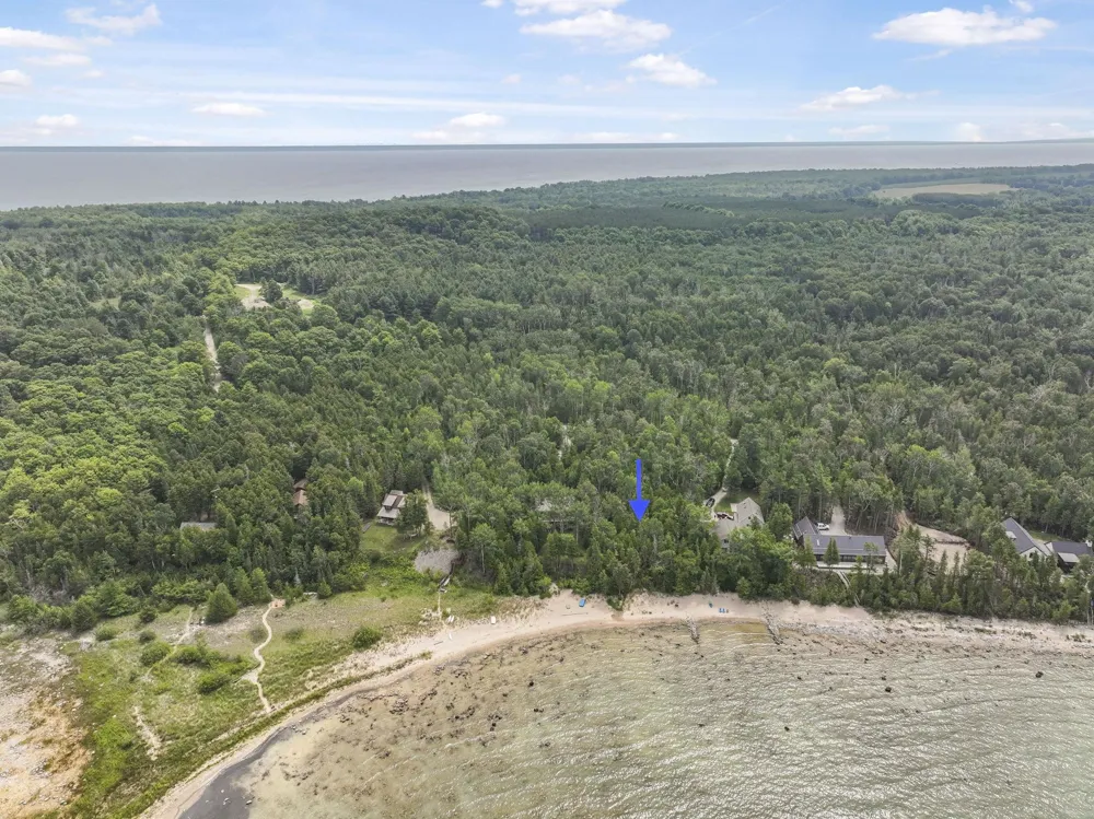 14935 Cathead Bay Drive Leelanau Township, MI 49670