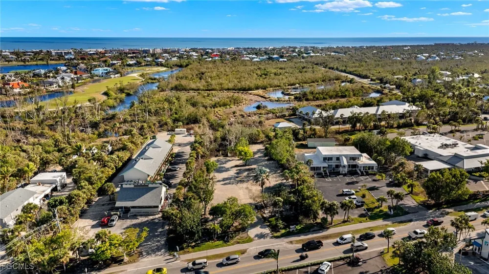 Periwinkle Way Sanibel, FL 33957