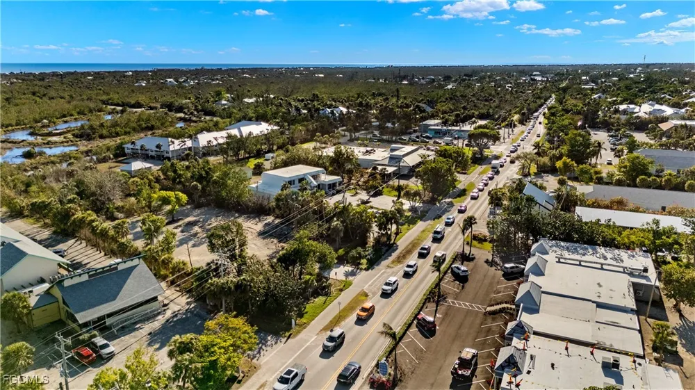 Periwinkle Way Sanibel, FL 33957