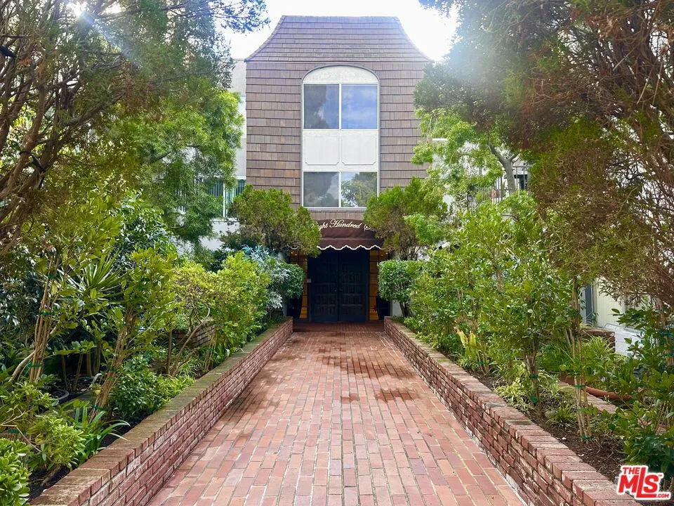 5870 Green Valley Circle #121