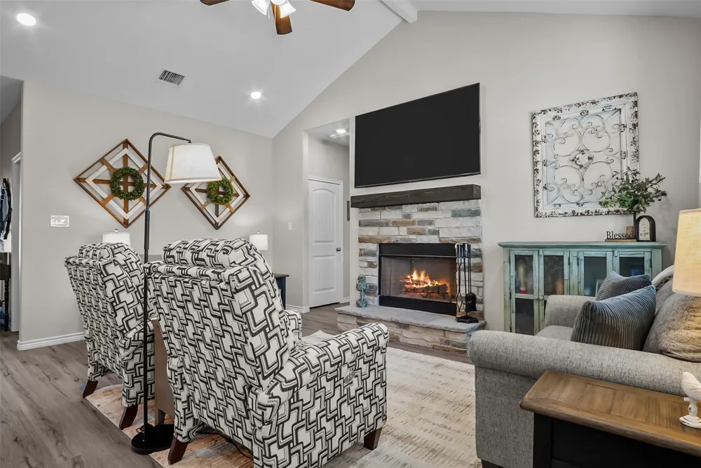 805 Carter Lane Santo, TX 76472