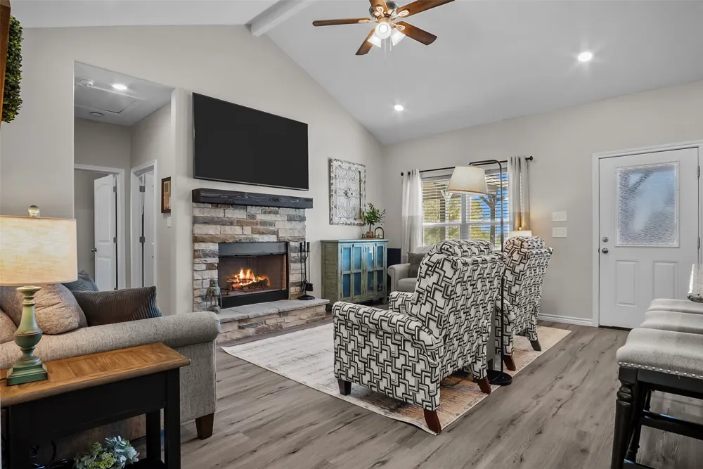 805 Carter Lane Santo, TX 76472