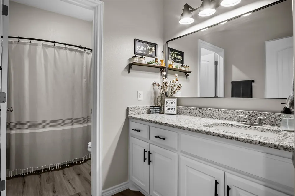 805 Carter Lane Santo, TX 76472