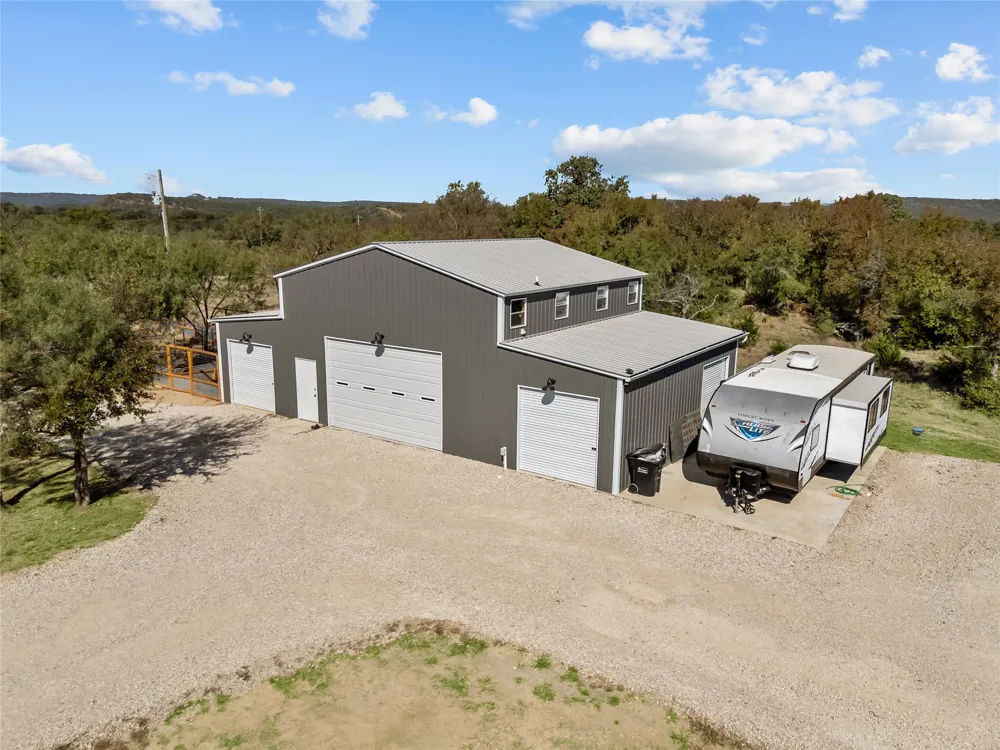 805 Carter Lane Santo, TX 76472