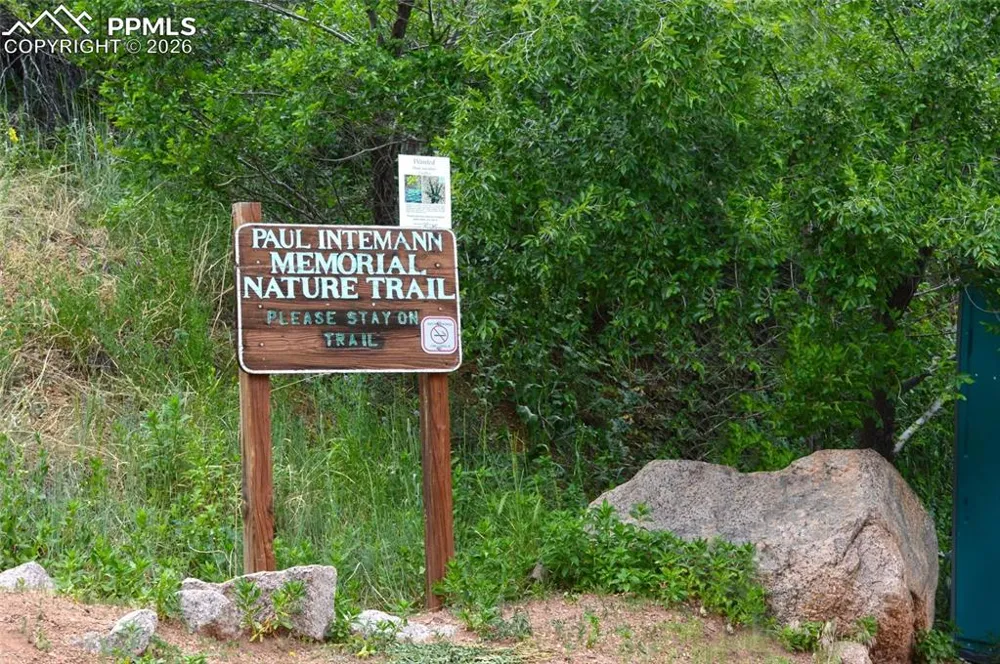 1096 Laguna Point Manitou Springs, CO 80829