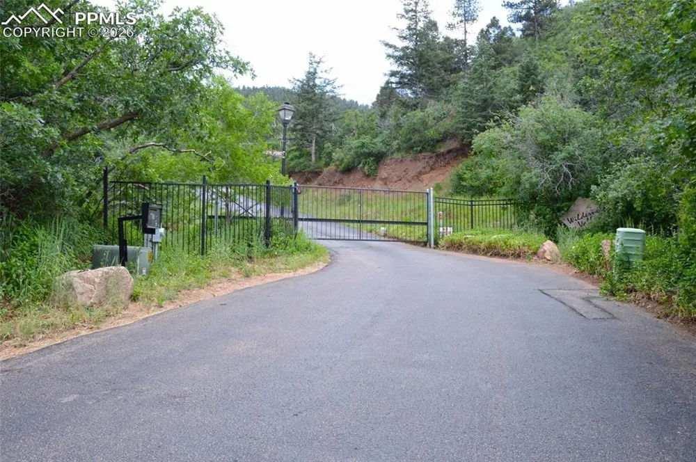 1096 Laguna Point Manitou Springs, CO 80829