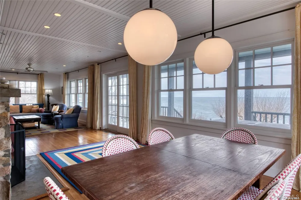 2100 Youngs Road Orient, NY 11957