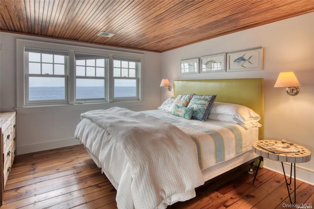 2100 Youngs Road Orient, NY 11957