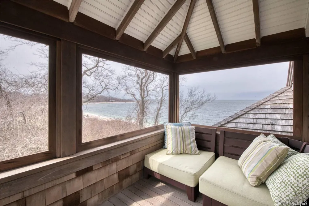 2100 Youngs Road Orient, NY 11957