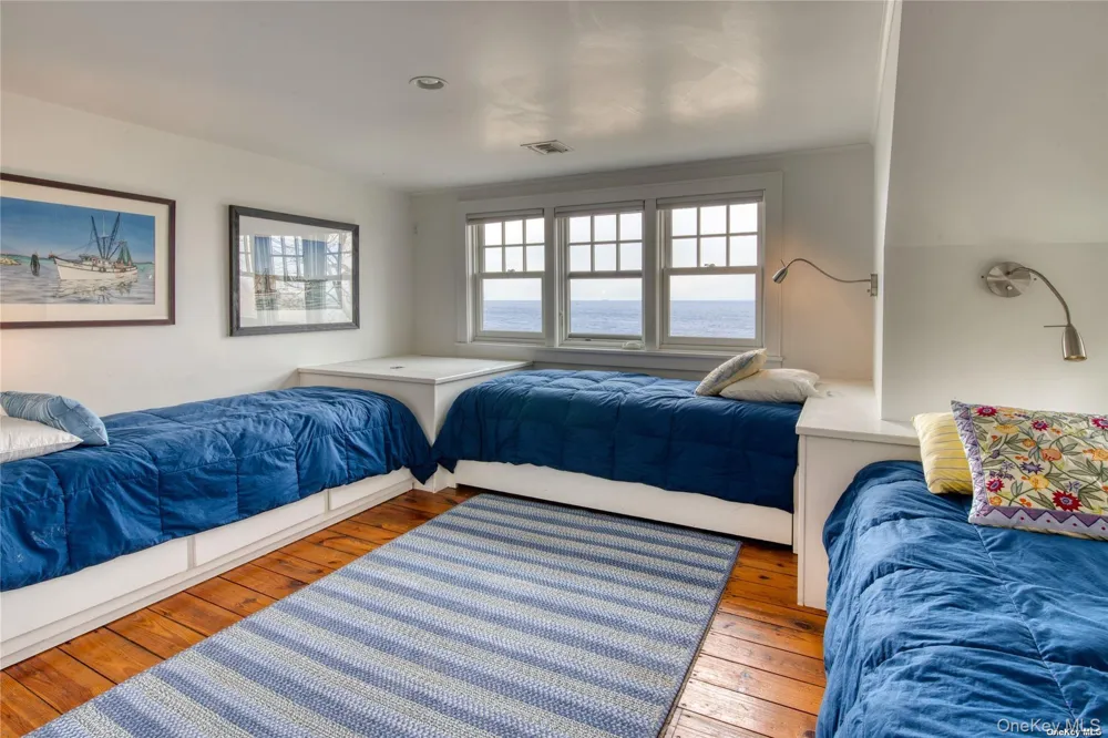 2100 Youngs Road Orient, NY 11957