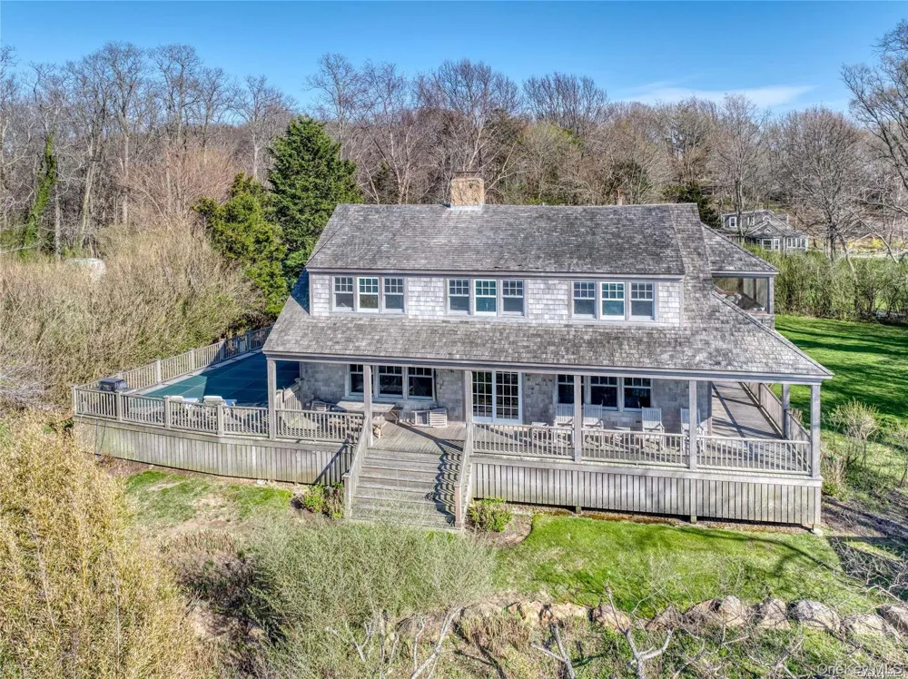 2100 Youngs Road Orient, NY 11957
