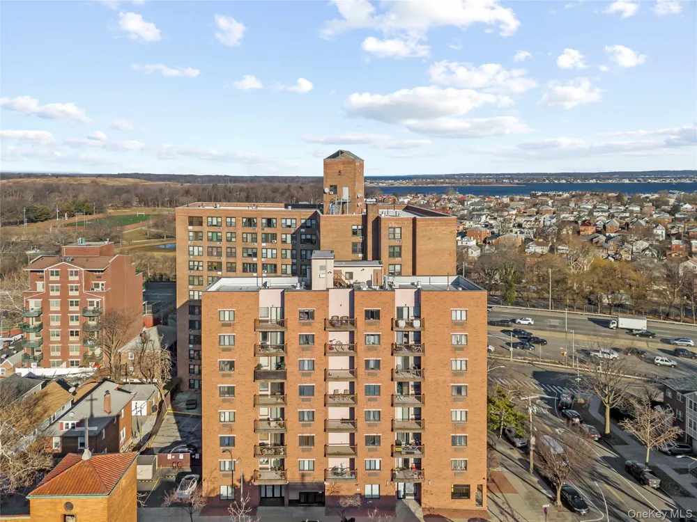 1600 Parkview Avenue #7C Bronx, NY 10461