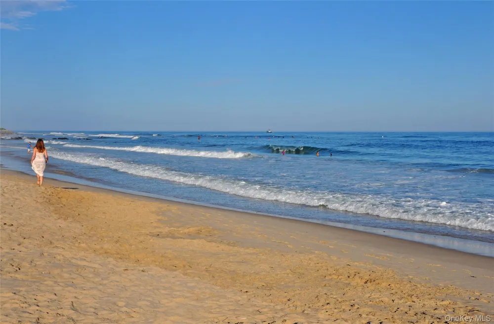 45 Ditch Plains Road Montauk, NY 11954