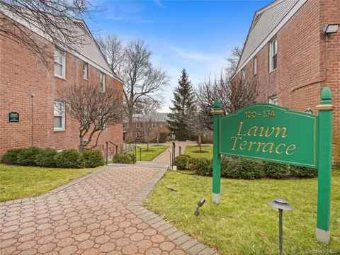 118 Lawn Terrace Terrace ##1E
