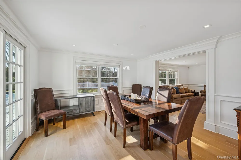 30 Club Lane Remsenburg, NY 11960