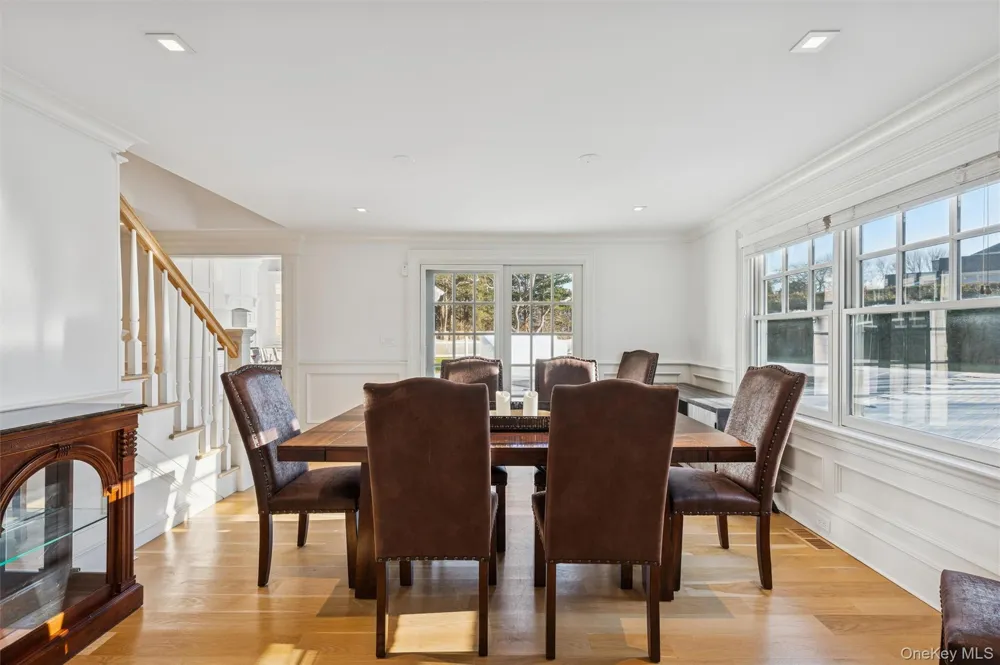 30 Club Lane Remsenburg, NY 11960