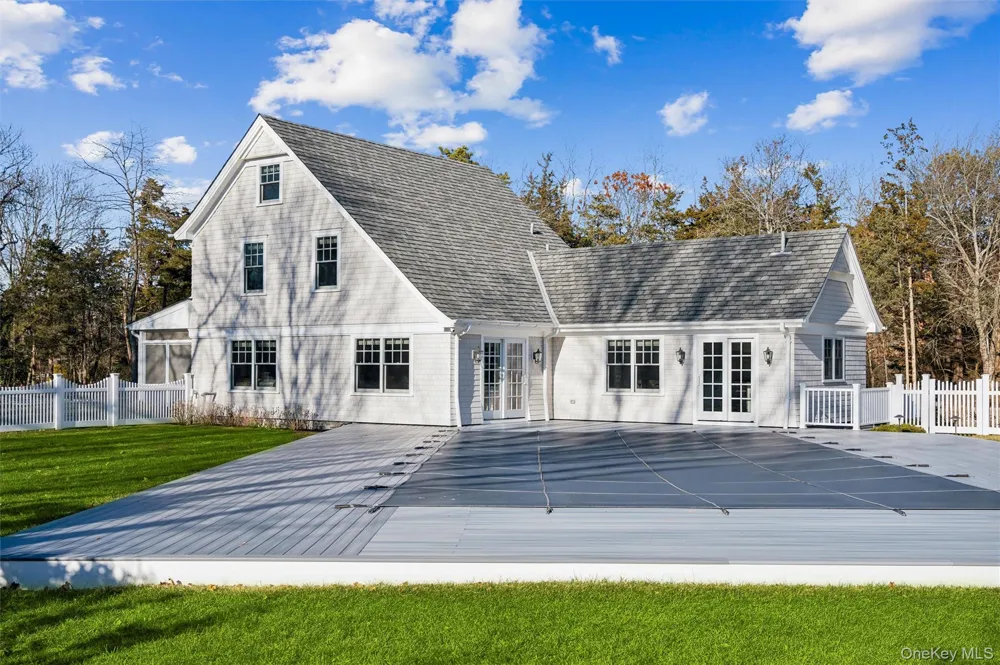 30 Club Lane Remsenburg, NY 11960