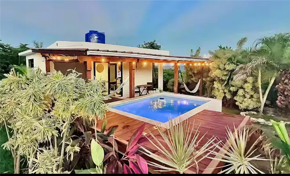 COZY CASITAS-PUNTAS- CALLE VISTA DEL MAR Rincon, PR 00677