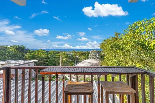 COZY CASITAS-PUNTAS- CALLE VISTA DEL MAR Rincon, PR 00677