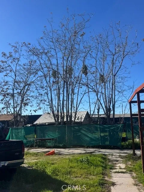 125 E O Colton, CA 92324
