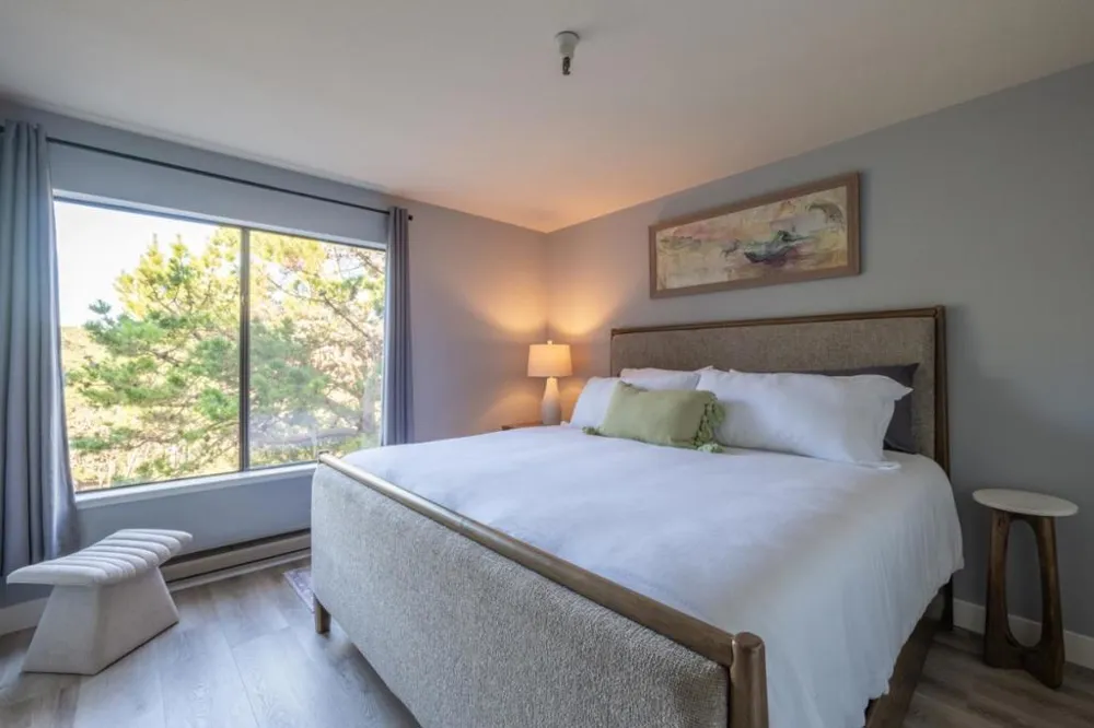 21 Shepherds Knoll Drive Pebble Beach, CA 93953