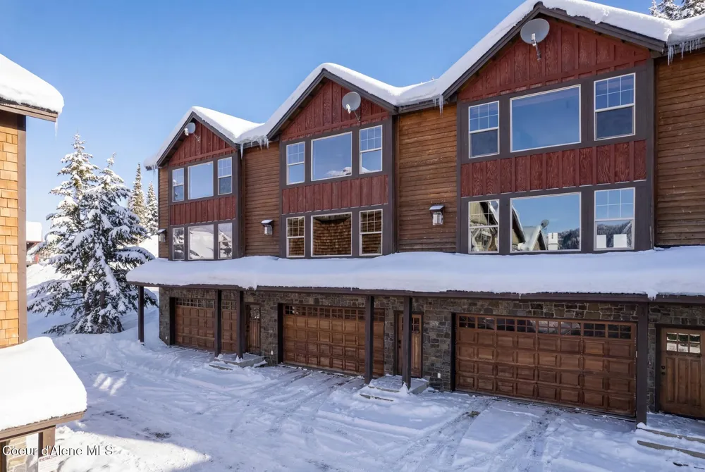80 Whiplash Circle Sandpoint, ID 83864