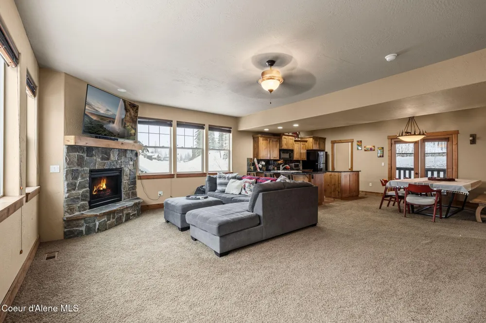 80 Whiplash Circle Sandpoint, ID 83864