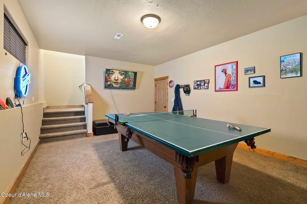 80 Whiplash Circle Sandpoint, ID 83864