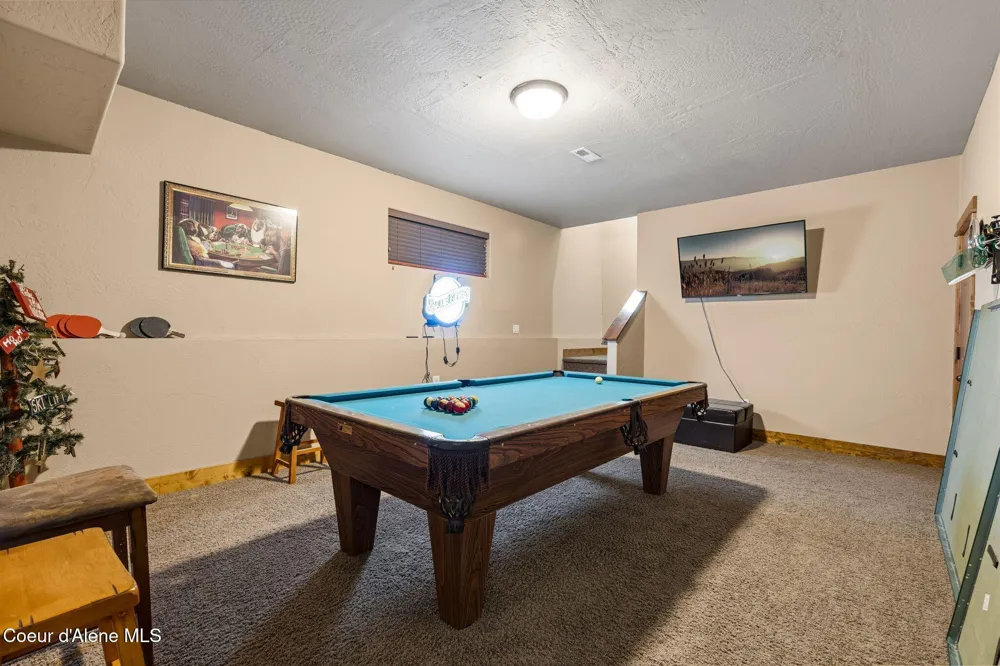 80 Whiplash Circle Sandpoint, ID 83864