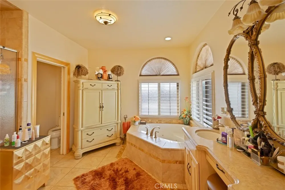 23452 Road 20 Chowchilla, CA 93610
