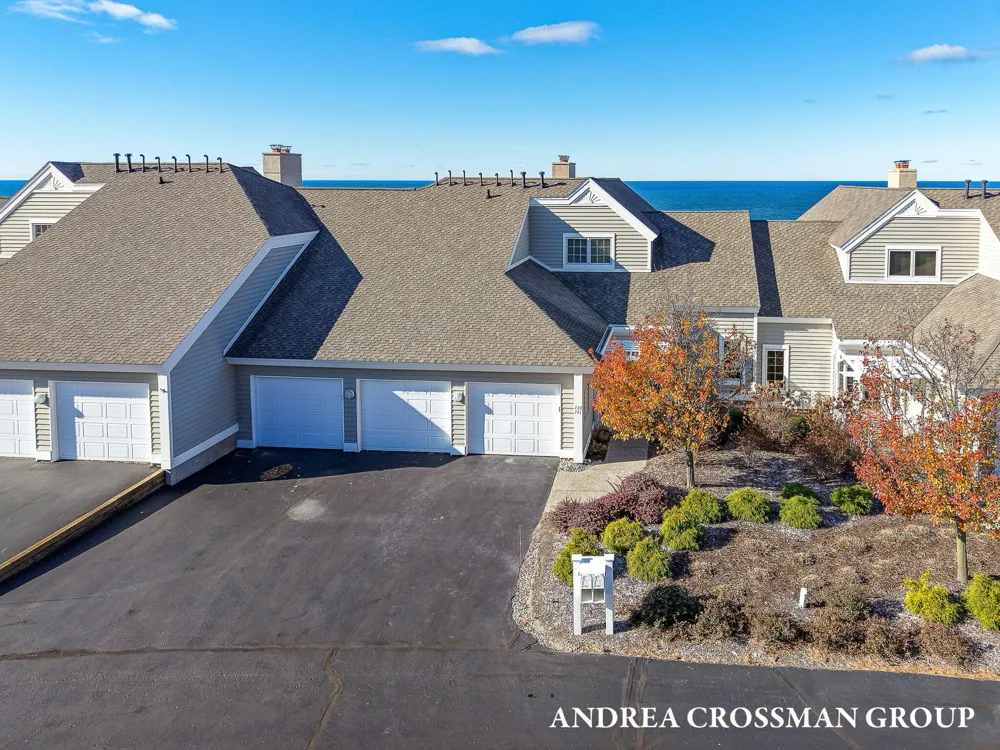 741 Spyglass Hill Park Township, MI 49424