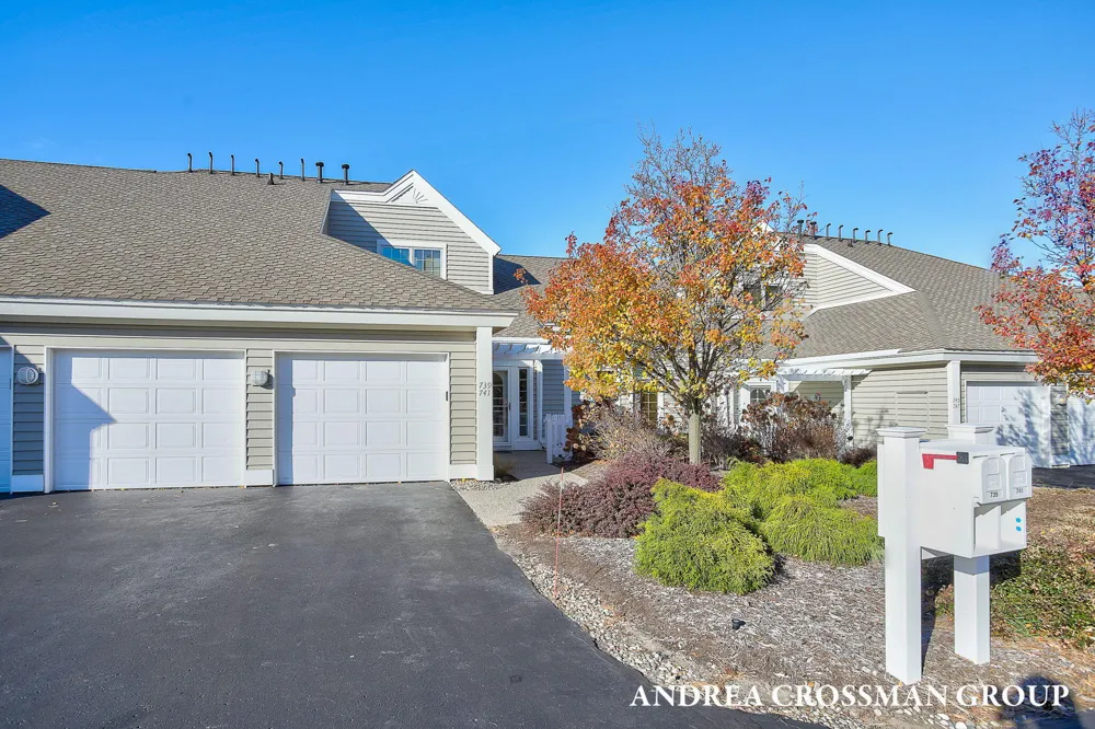 741 Spyglass Hill Park Township, MI 49424