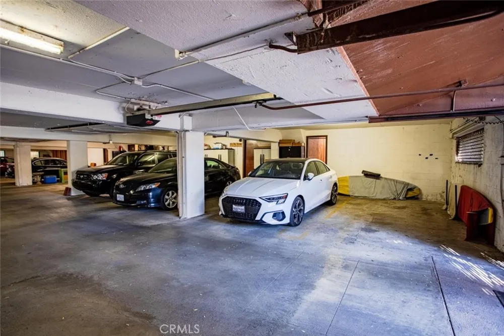 5327 Wilkinson Avenue #6 Valley Village, CA 91607