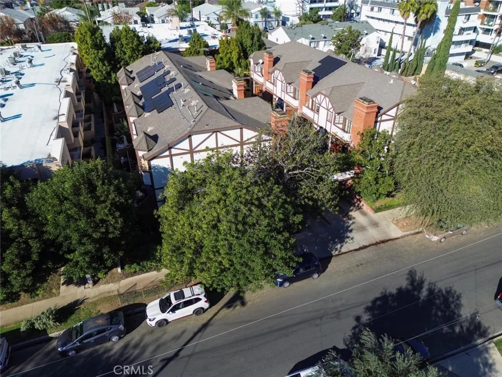 5327 Wilkinson Avenue #6 Valley Village, CA 91607