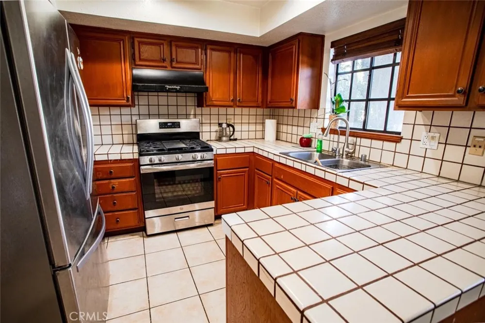 5327 Wilkinson Avenue #6 Valley Village, CA 91607