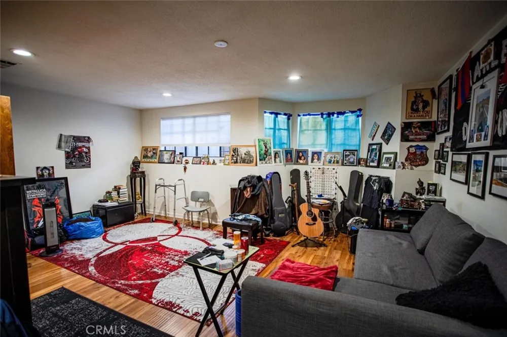 5327 Wilkinson Avenue #6 Valley Village, CA 91607