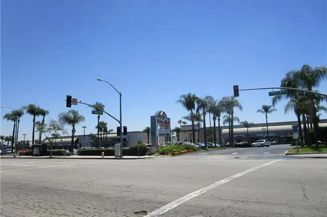 777 E Valley #10 Alhambra, CA 91801