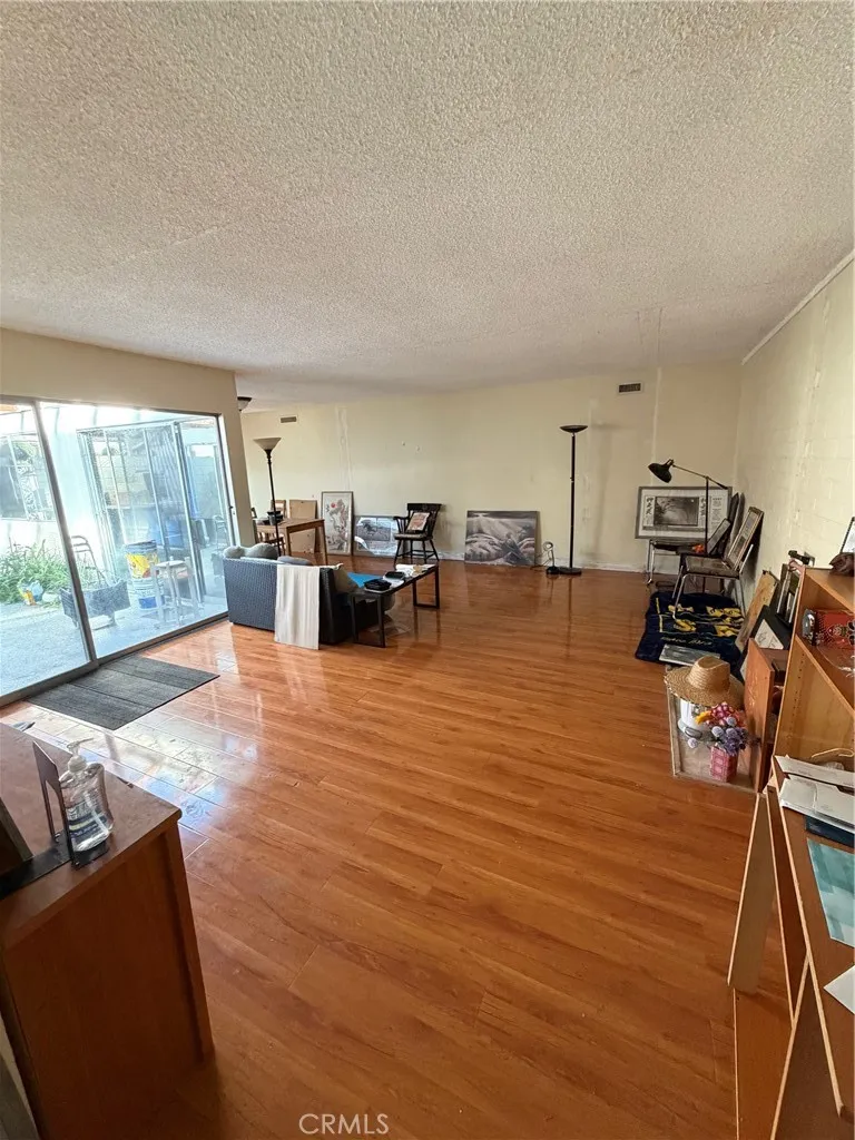 777 E Valley #10 Alhambra, CA 91801