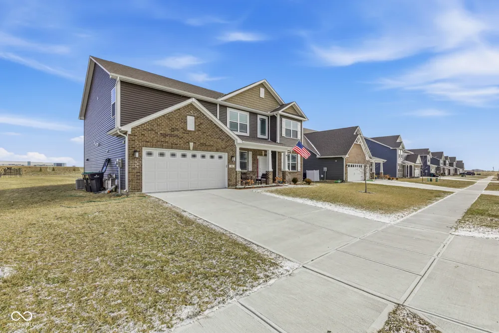 261 Dyson Drive Whiteland, IN 46184